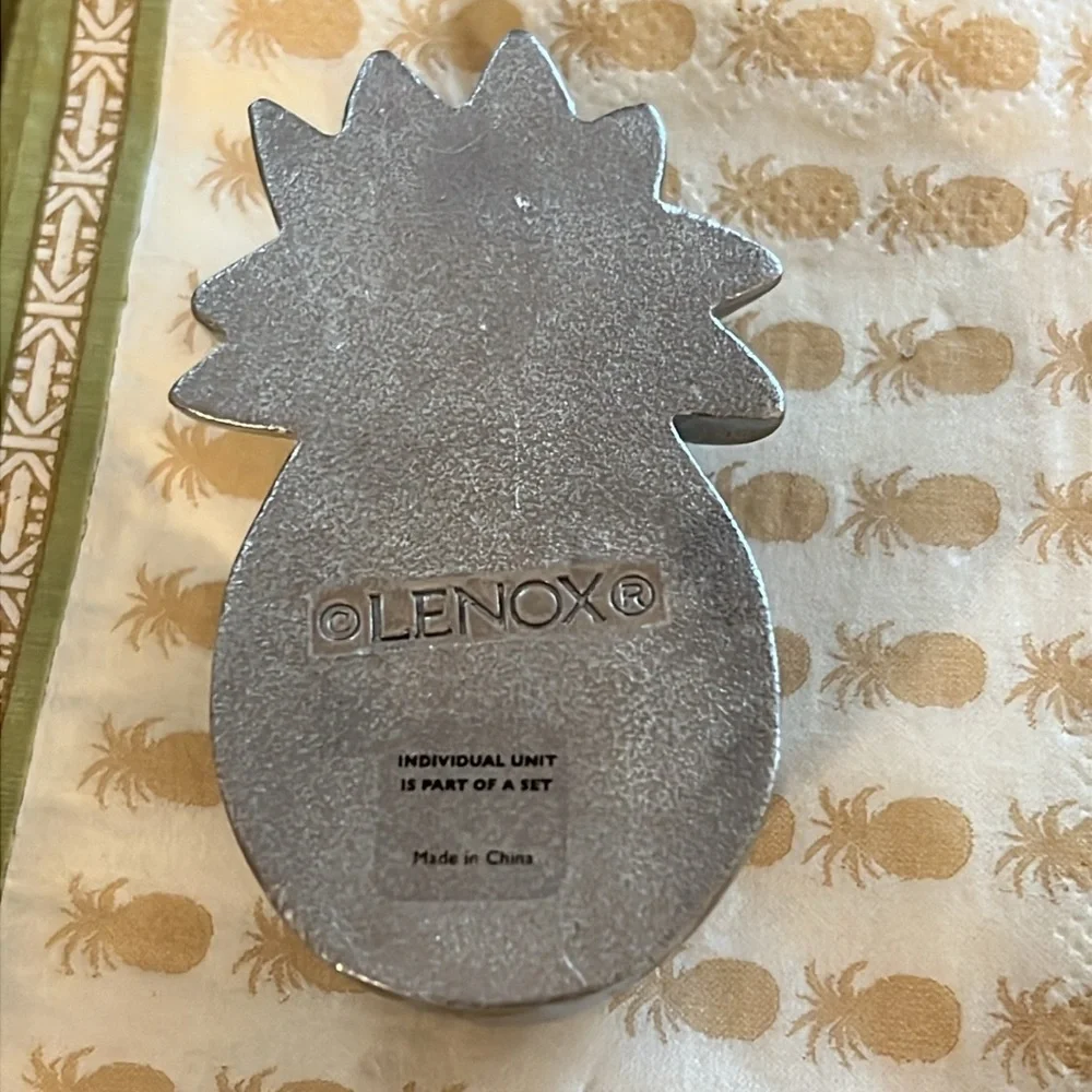 Lenox Everyday Soirée Napkin Box Pineapple
